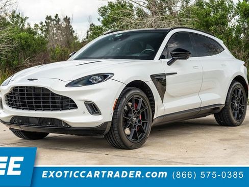Used 2021 Aston Martin DBX image 1