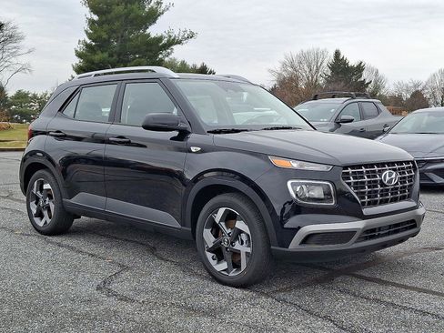 New 2026 Hyundai Venue SEL image 4