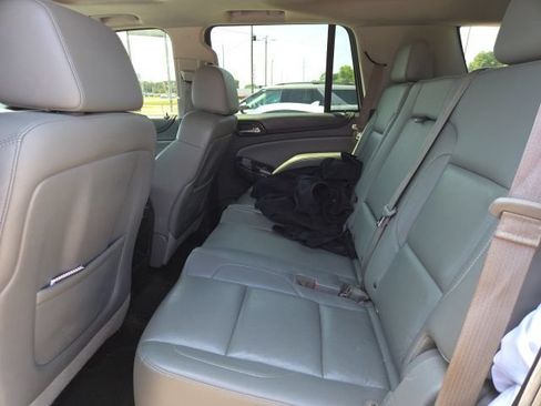 Used 2015 Chevrolet Tahoe LT w/ Luxury Package AWD/4WD image 7
