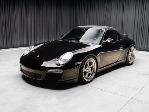 Used 2009 Porsche 911 Carrera RWD image 32