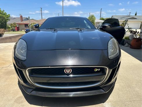 Used 2015 Jaguar F-TYPE R RWD image 23