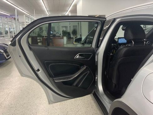 Used 2019 Mercedes-Benz GLA 250 image 30