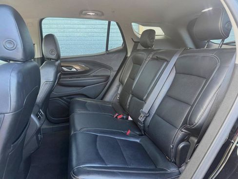 Used 2019 GMC Terrain SLE w/ Driver Convenience Package AWD/4WD image 19