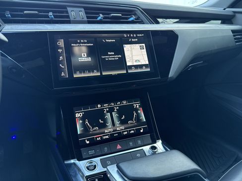 Used 2023 Audi e-tron Premium w/ Convenience Plus Package image 20