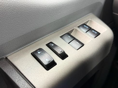 Used 2016 Ford F250 XLT w/ XLT Premium Package image 24