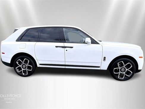 Certified 2021 Rolls-Royce Cullinan Black Badge image 6