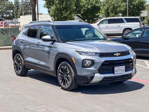 Used 2021 Chevrolet TrailBlazer LT FWD image 5