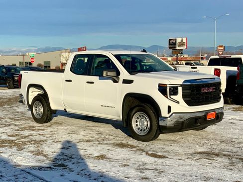 New 2026 GMC Sierra 1500 Pro w/ Trailering Package image 5