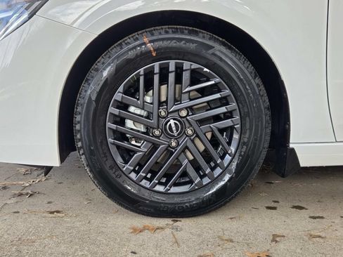 New 2026 Nissan Sentra SV w/ Floor Mat Package FWD image 6