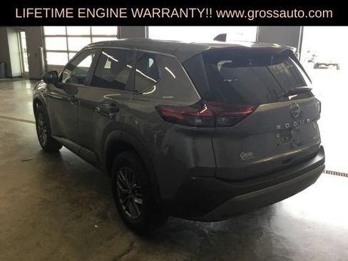 Used 2023 Nissan Rogue S AWD/4WD image 7
