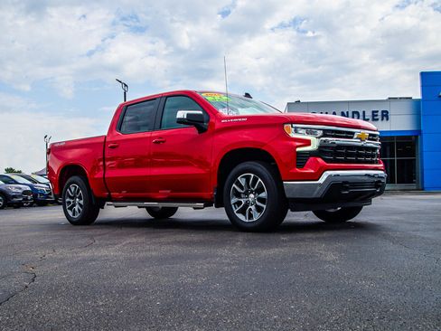 Used 2026 Chevrolet Silverado 1500 LT AWD/4WD image 9