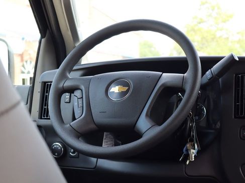 New 2025 Chevrolet Express 2500 w/ Driver Convenience Package image 38