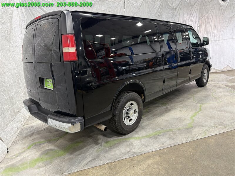 Used 2016 Chevrolet Express 3500 LT w/ LT Preferred Equipment Group RWD image 8