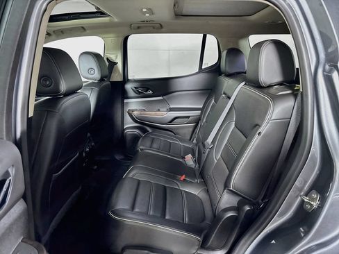 Used 2021 GMC Acadia Denali w/ Denali Ultimate Package AWD/4WD image 20