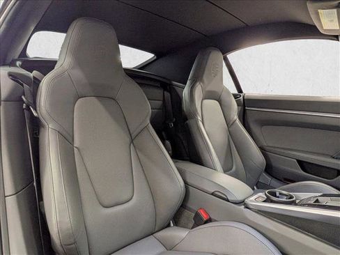 Used 2022 Porsche 911 Carrera S image 23