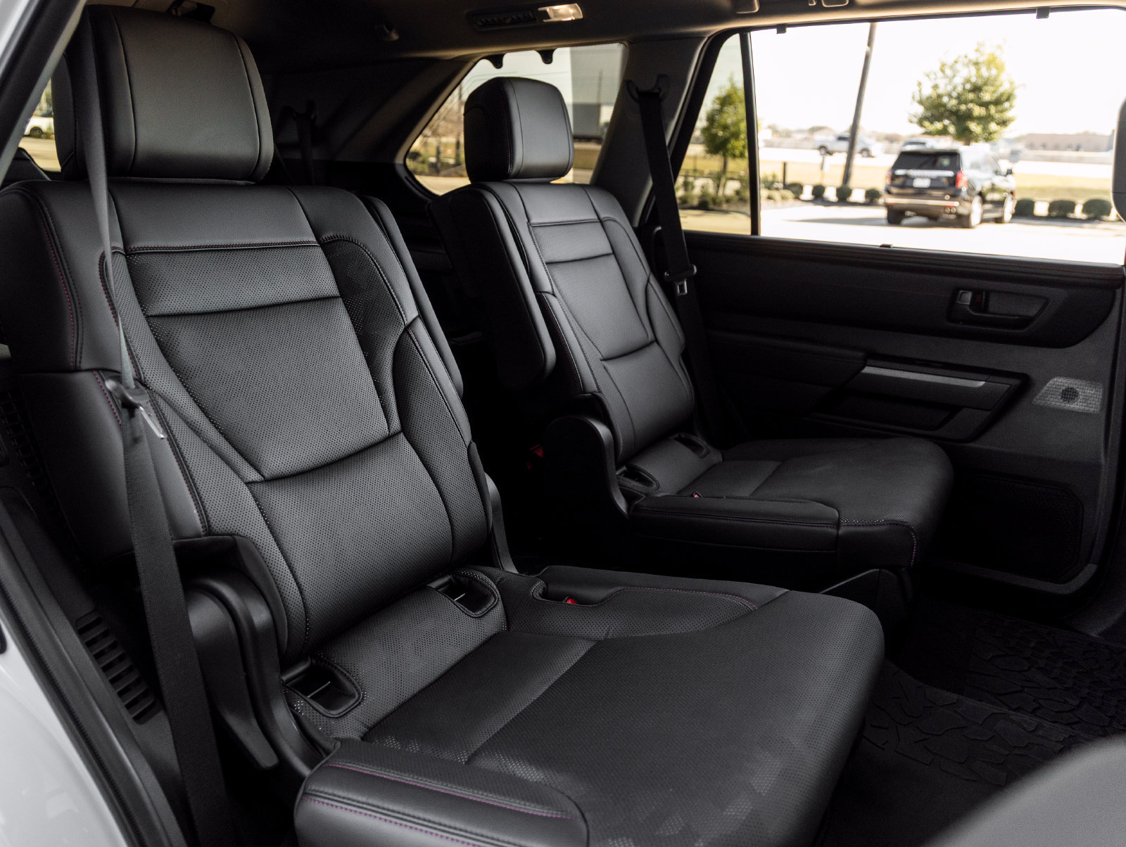 Used 2023 Toyota Sequoia TRD Pro AWD/4WD image 45