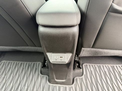 Used 2023 Chevrolet Bolt LT w/ Infotainment Package FWD image 41