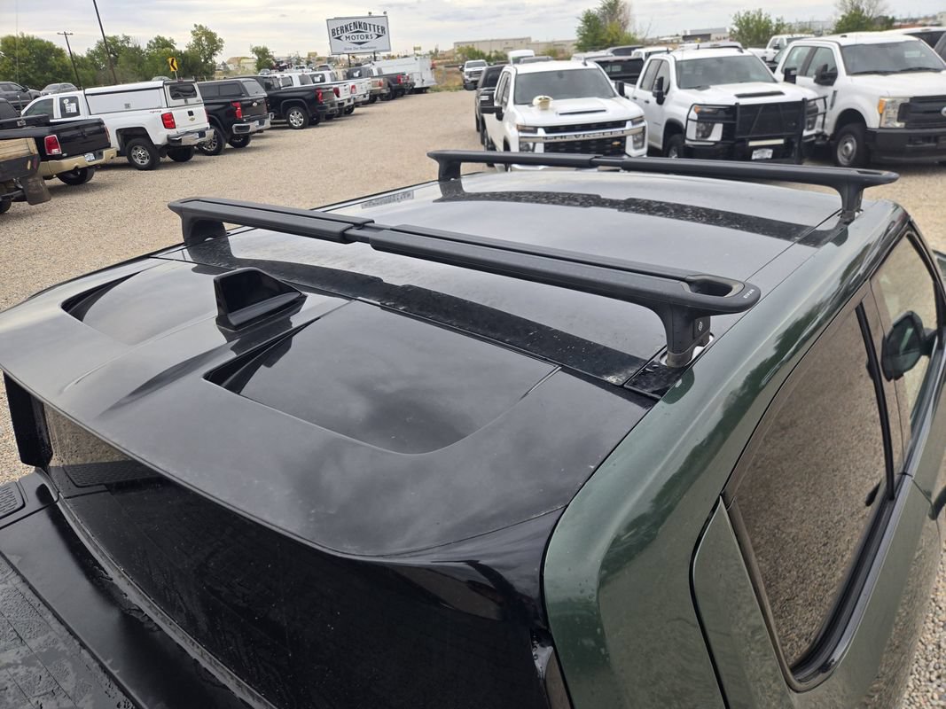 Used 2022 Rivian R1T Adventure AWD/4WD image 16
