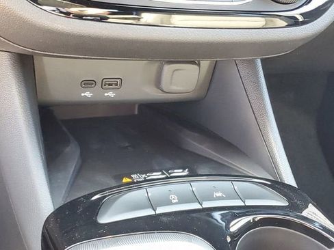 New 2026 Buick Envista Sport Touring w/ Convenience I Package FWD image 23