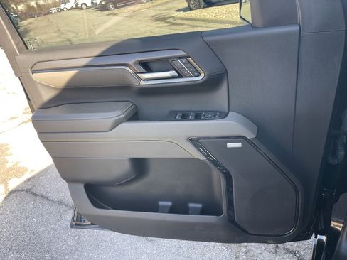 Certified 2024 Chevrolet Silverado 1500 ZR2 w/ Technology Package image 38