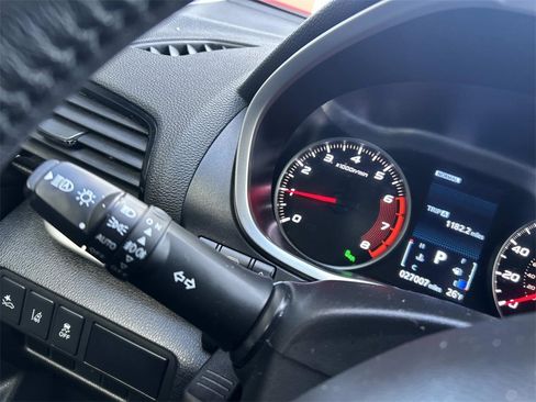 Used 2024 Mitsubishi Eclipse Cross SE image 25