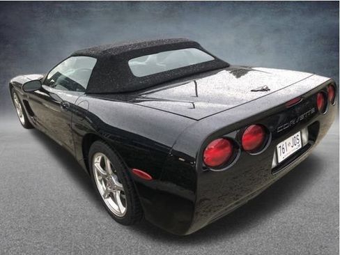 Used 2003 Chevrolet Corvette Convertible w/ Preferred Equipment Group1 RWD image 7