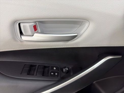 Used 2020 Toyota Corolla SE image 11