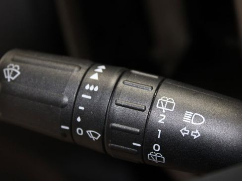 New 2025 Ford Bronco 4-Door image 39