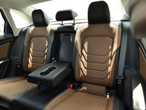 New 2026 Volkswagen Jetta SEL FWD image 23