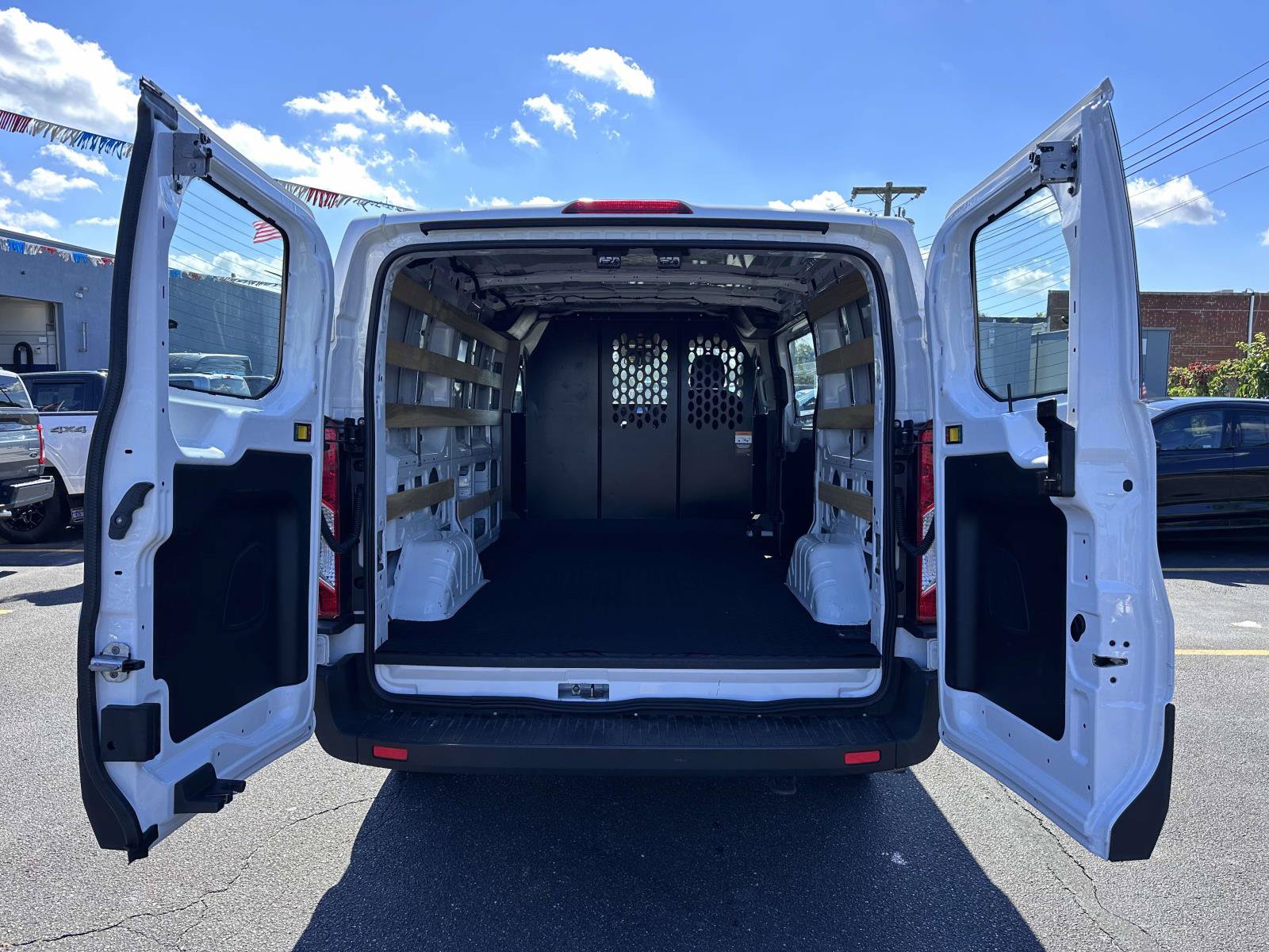 Certified 2025 Ford Transit 250 Low Roof w/ Exterior Upgrade Package RWD image 8