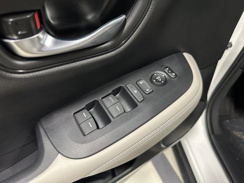 New 2027 Honda HR-V LX image 16