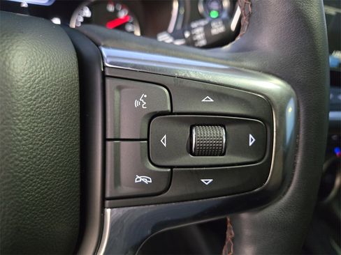 Used 2024 Chevrolet Blazer Premier w/ Driver Confidence II Package image 16