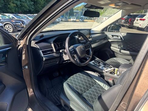 Used 2022 Mitsubishi Outlander SEL AWD/4WD image 16