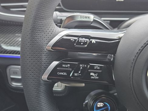 New 2026 Mercedes-Benz GLS 63 AMG 4MATIC image 28