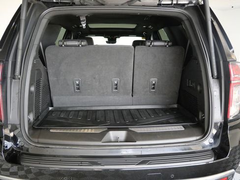 Used 2023 Chevrolet Tahoe High Country AWD/4WD image 26