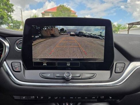 Used 2025 Chevrolet Blazer LT AWD/4WD image 19