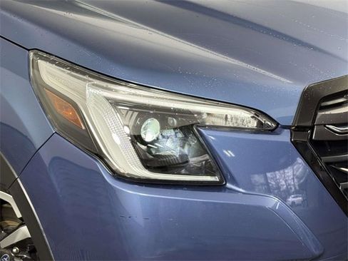 Used 2022 Subaru Forester Touring image 15