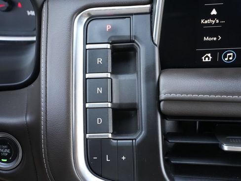 Used 2021 Chevrolet Tahoe LT RWD image 12