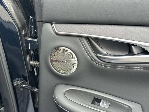 Certified 2025 INFINITI QX55 Sensory image 33