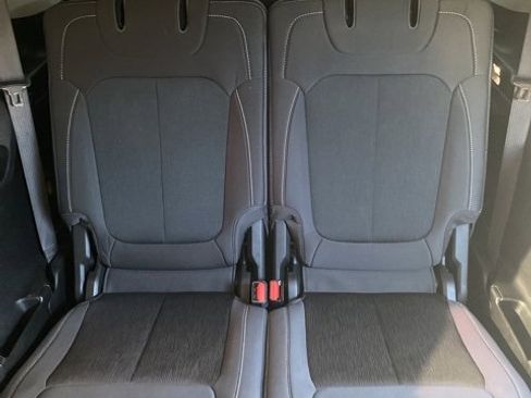 Used 2022 Jeep Grand Cherokee L Laredo w/ Luxury Tech Group I image 24