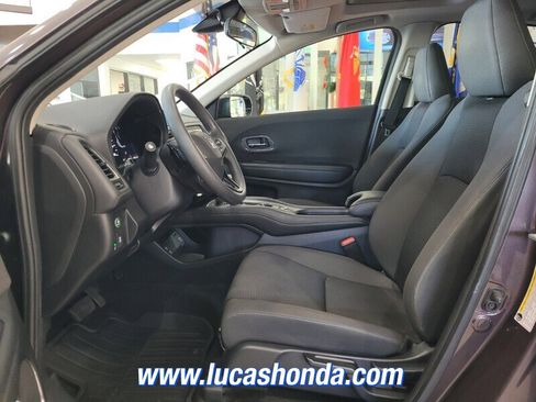 Used 2021 Honda HR-V EX image 7