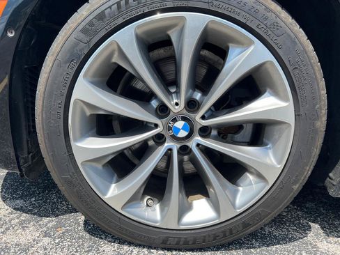 Used 2016 BMW 528i xDrive Sedan AWD/4WD image 11