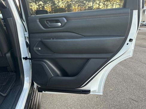 New 2026 Nissan Armada SL w/ Captain's Chari Seat Package image 16