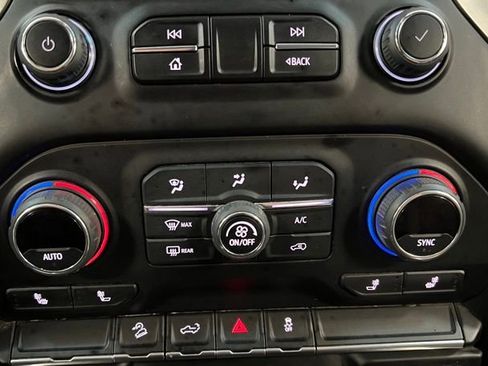 Used 2022 Chevrolet Silverado 1500 LT Trail Boss w/ Bed Protection Package image 35