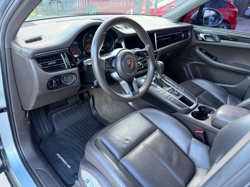 Used 2019 Porsche Macan AWD/4WD image 14