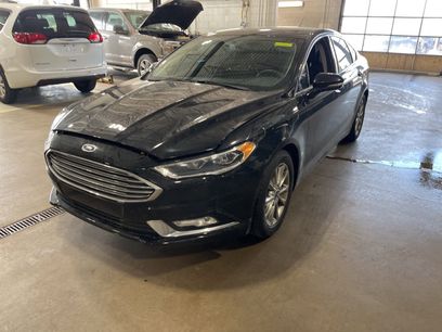 Used 2017 Ford Fusion SE w/ Fusion SE Technology Package