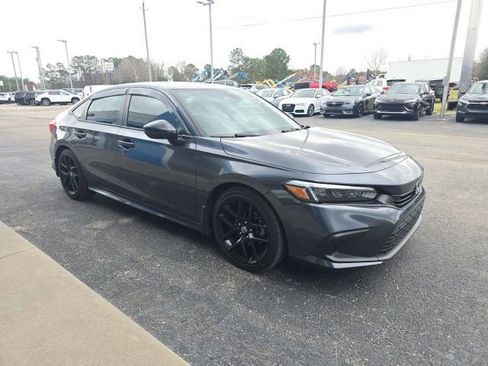 Used 2023 Honda Civic Sport image 8