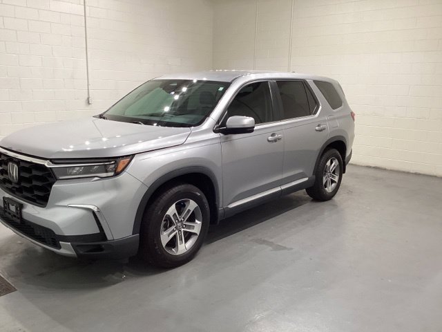 Used 2024 Honda Pilot EX-L image 3