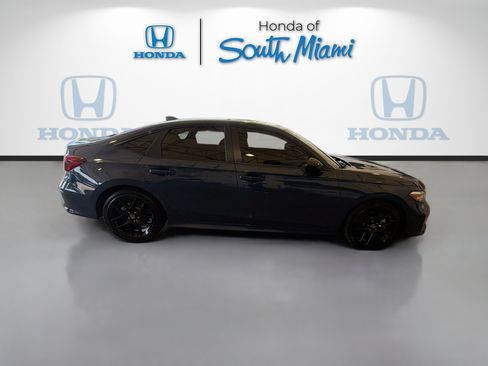 Certified 2025 Honda Civic Sport image 8