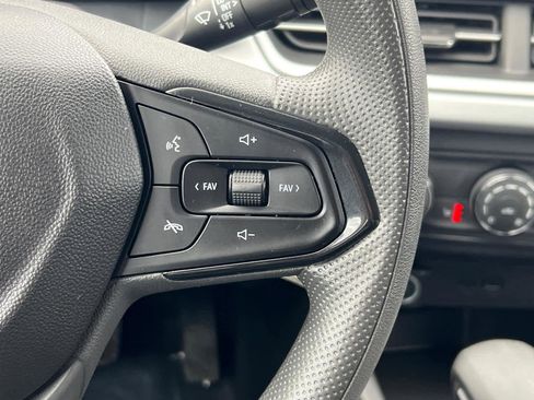 Certified 2025 Chevrolet Trax LS w/ LS Convenience Package image 20